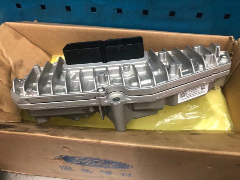 ?？怂垢墒诫p離合變速箱，更換全新離合器套裝及全新電腦